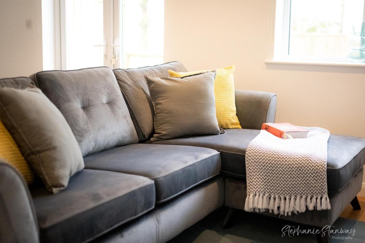 The Lookout, Modern Home From Home, Sleeps 5, With Private Parking & Outside Terrace St Ives  Exterior photo