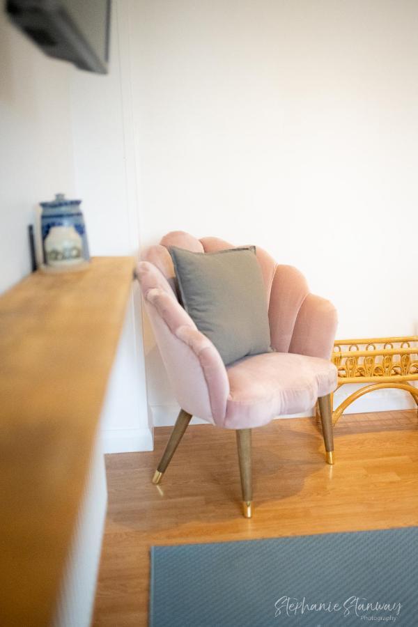 The Lookout, Modern Home From Home, Sleeps 5, With Private Parking & Outside Terrace St Ives  Exterior photo