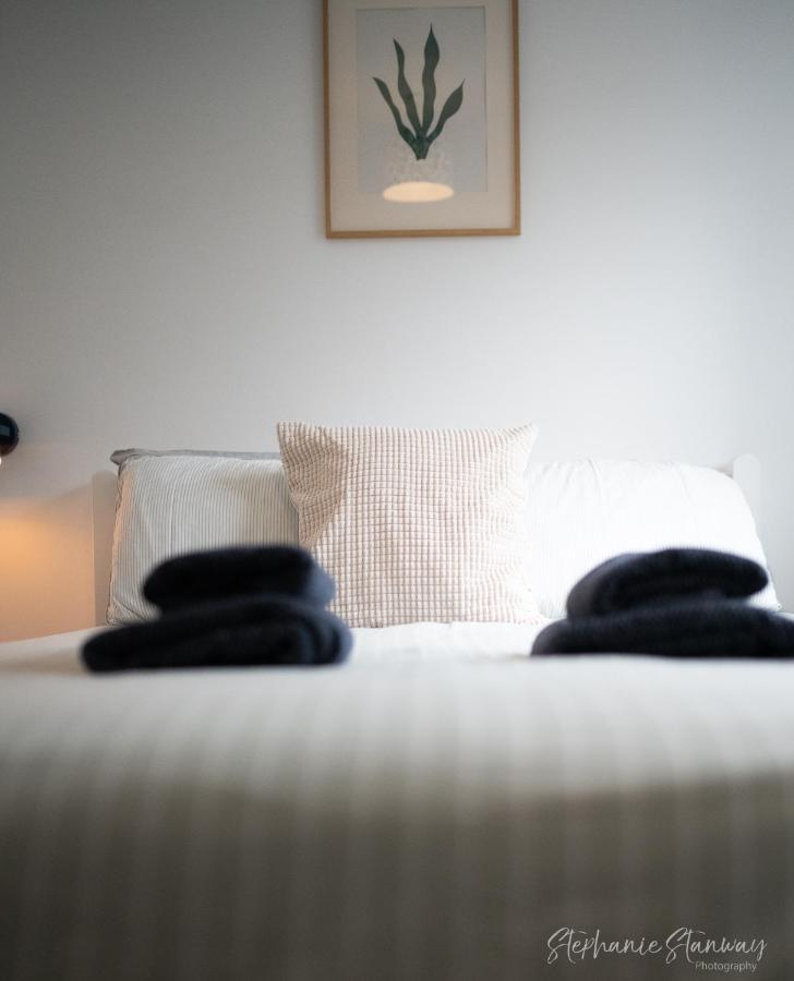 The Lookout, Modern Home From Home, Sleeps 5, With Private Parking & Outside Terrace St Ives  Exterior photo